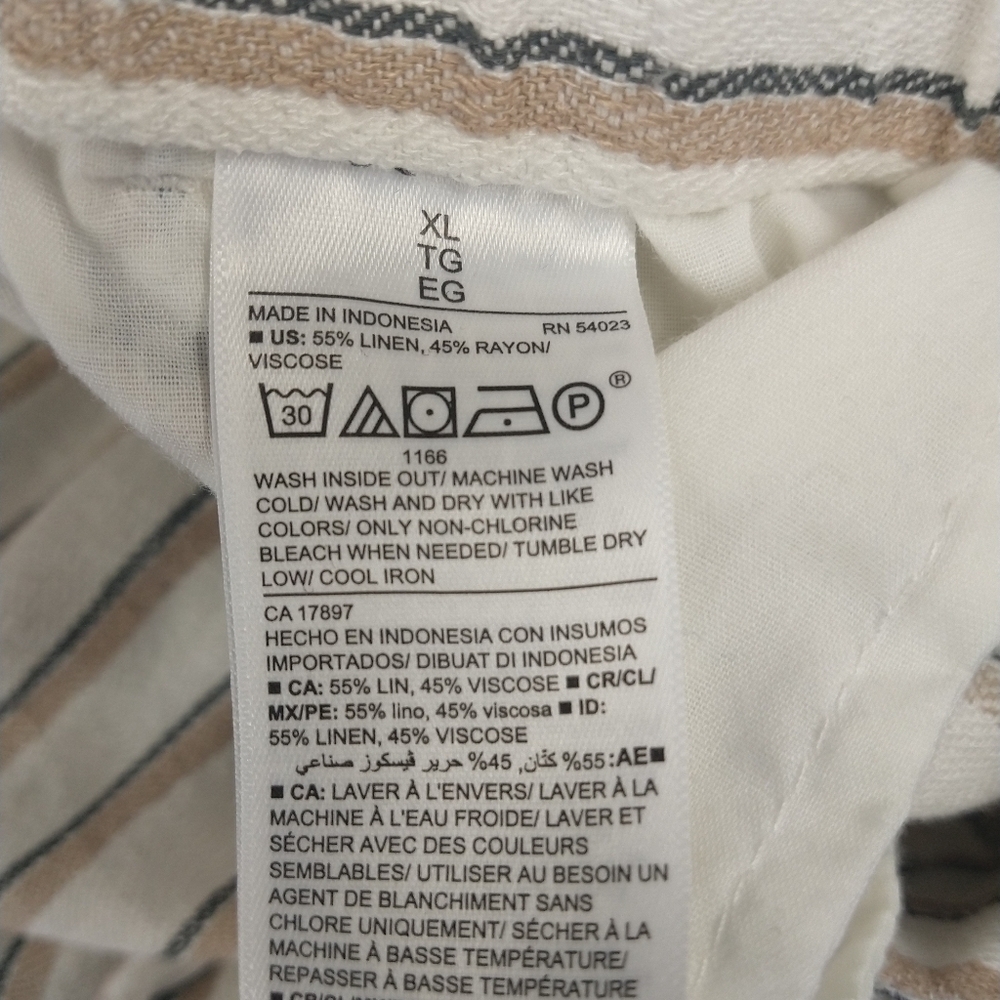 Old Navy Dobby Stripe pants - Picture 4 of 8